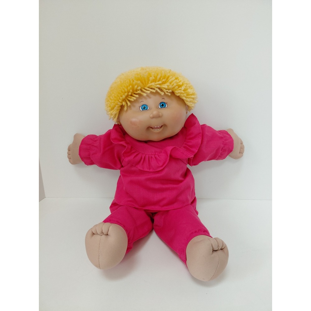 Cabbage Patch Kids Doll 2005 Blonde Yarn Hair Blue Eyes Pink Xavier Roberts